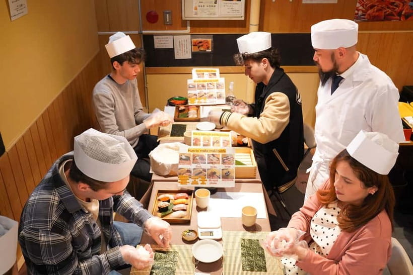 Kanazawa: Sushi Making Experience at Oumicho Market - Omicho Market is the perfect classroom for sushi