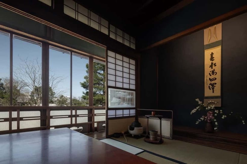 Kanazawa: Tea Ceremony Experience at Kenrokuen - Should you book this matcha ceremony near Kenrokuen?
