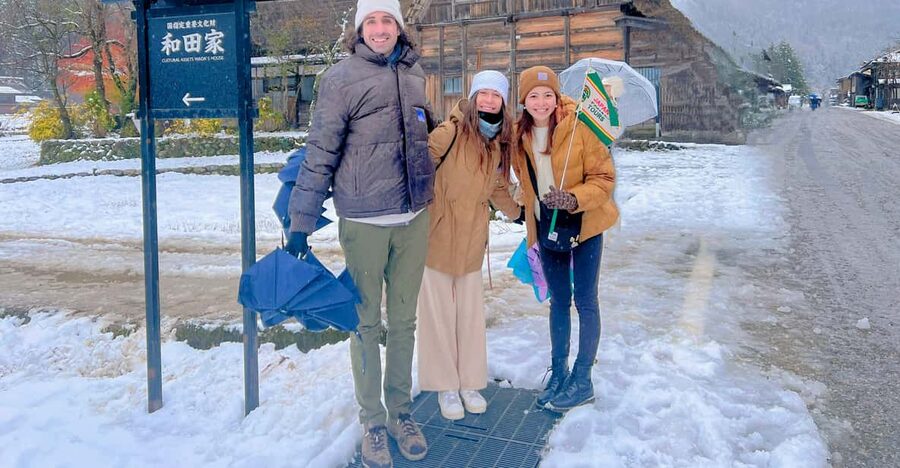 Kanazawa: World Heritage Shirakawa-go Morning Guided Tour - Who should book this tour