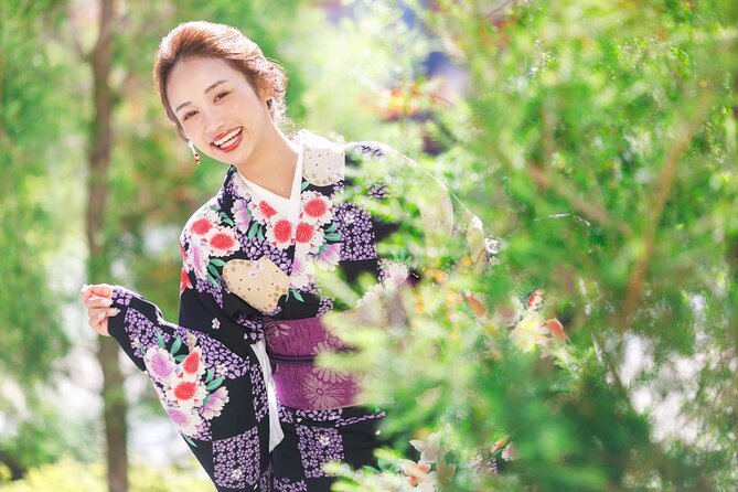 Kimono experience and Photo Session in Osaka - The photo delivery: getting more than 30 edited images by email