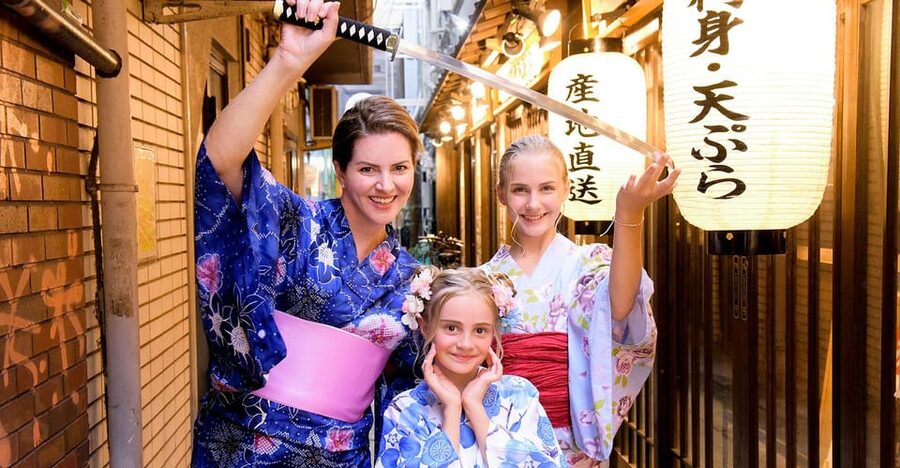 Kimono photoshoot-Includes 100 photo data - Price and what you truly get for $96