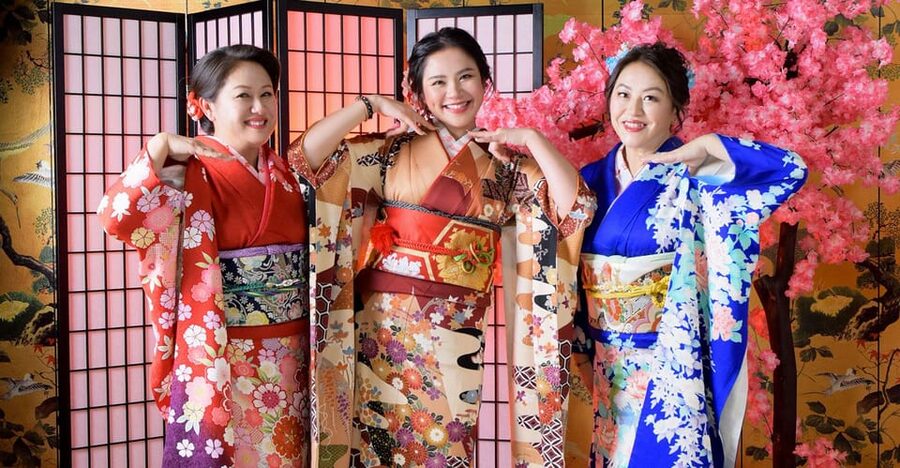 Kimono photoshoot-Includes 100 photo data - Should you book this Kimono photo shoot in Shinsaibashi, Osaka?