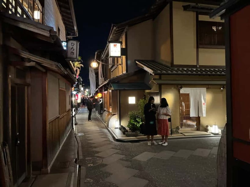 Kioto: Gion Tour, recorrido a pie (Español/Castellano) - What you cover in 2 hours: Pontocho, Gion-Kobu, and Gion-Higashi