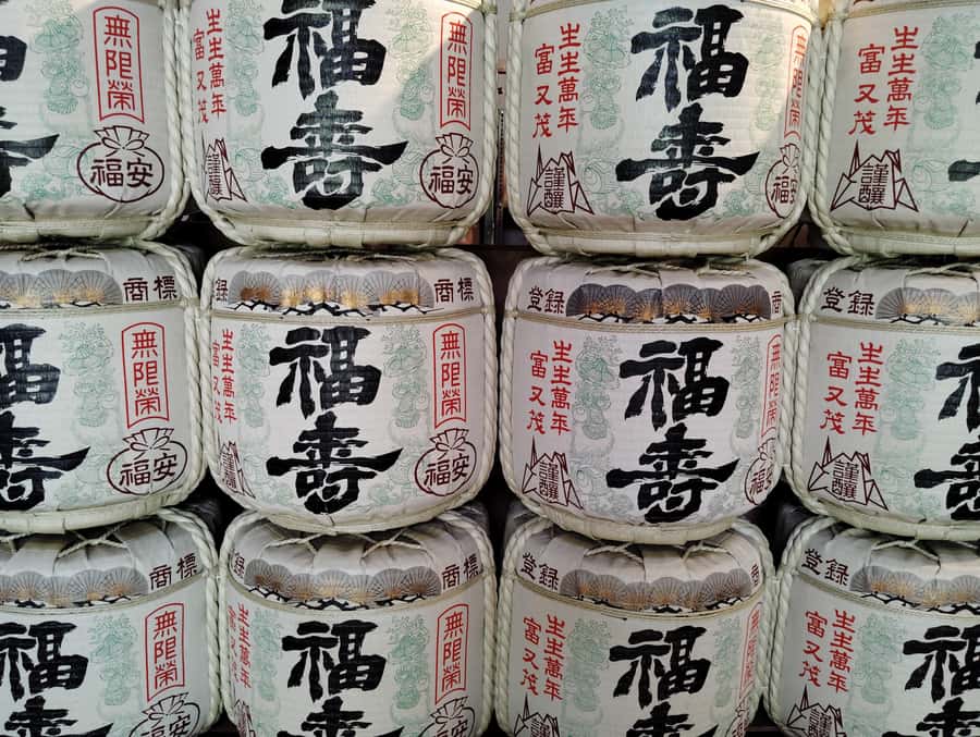 Kobe: 3-Hour Sake Breweries Tour with Special Tasting - Tastings at three makers: how to get the most out of each pour