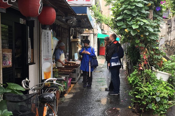 KOBE, SHIOYA, a quaint fishing town walking tour - Old Guggenheim House: colonial-style architecture over Shioya Coast