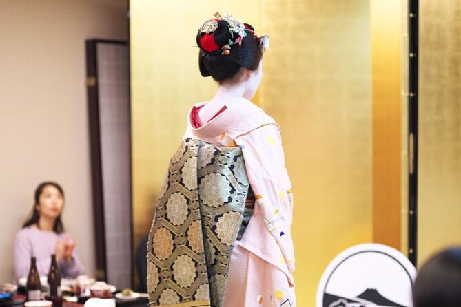 Kyoto 4 hr Gion Private Guided Tour & Maiko or Geisha Dinner - Price and Value at $578.56 Per Person: What You’re Really Paying For