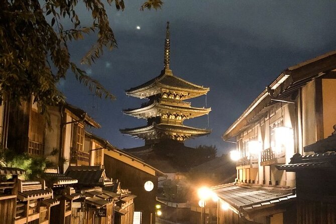 Kyoto 5-Star Geisha Night Walk: Small-Group Authentic Experience - A Zen-threaded temple stop: linking Kyoto’s spiritual and everyday worlds