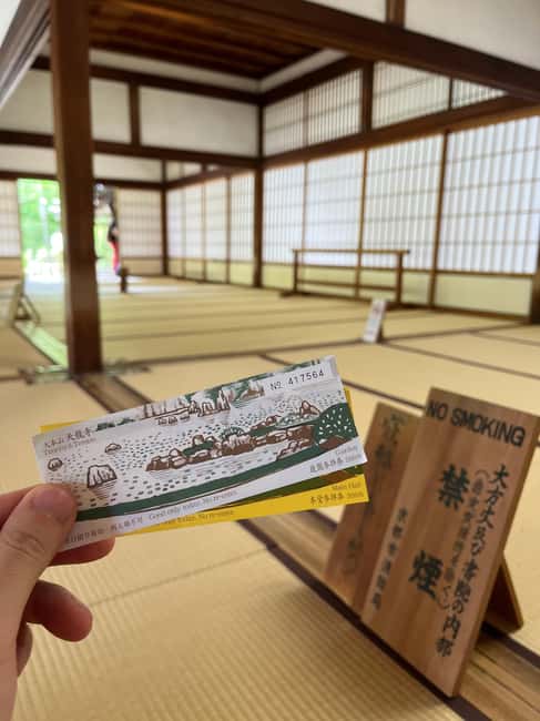 Kyoto: Arashiyama Bamboo Grove 3-Hour Guided Tour - Togetsu Bridge and the Kimono Forest photo moment