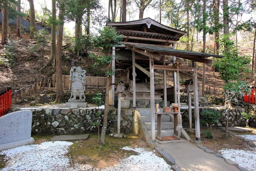 Kyoto: Arashiyama Tour with optional Sagano Romantic Train - Arashiyama Bamboo Forest: walking through the icon, not just staring at it