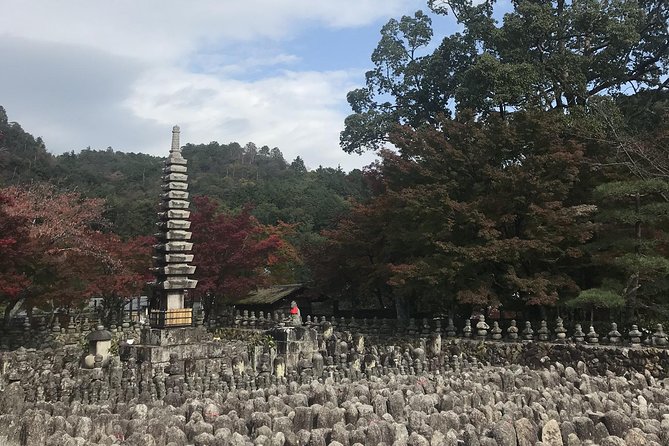 Kyoto: Descending Arashiyama (Private) - Ayuchaya Hiranoya: the Edo-period pause that keeps the day sane
