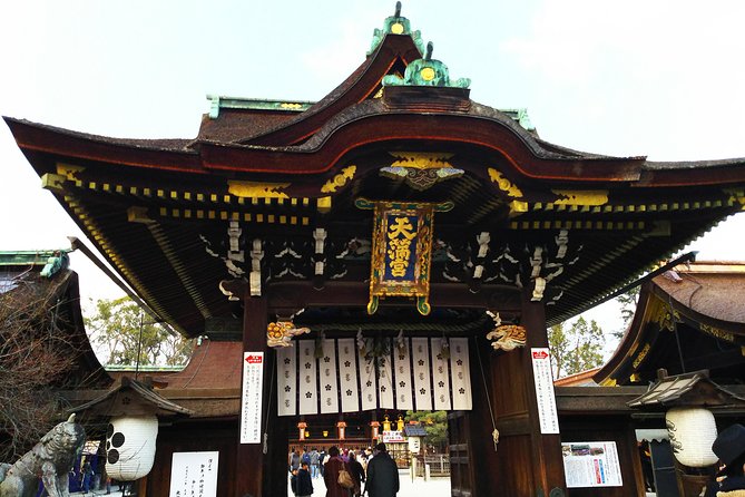 Kyoto Early Riser Platinum One-Day Walking Tour - Fushimi Inari-taisha: The Torii Tunnel Without Feeling Trapped