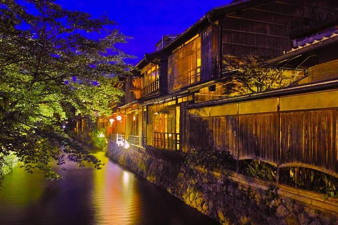 Kyoto Evening Gion Food Tour Including Kaiseki Dinner - Shirakawa walking: shrines, statues, bridges, and Hanamikoji Street