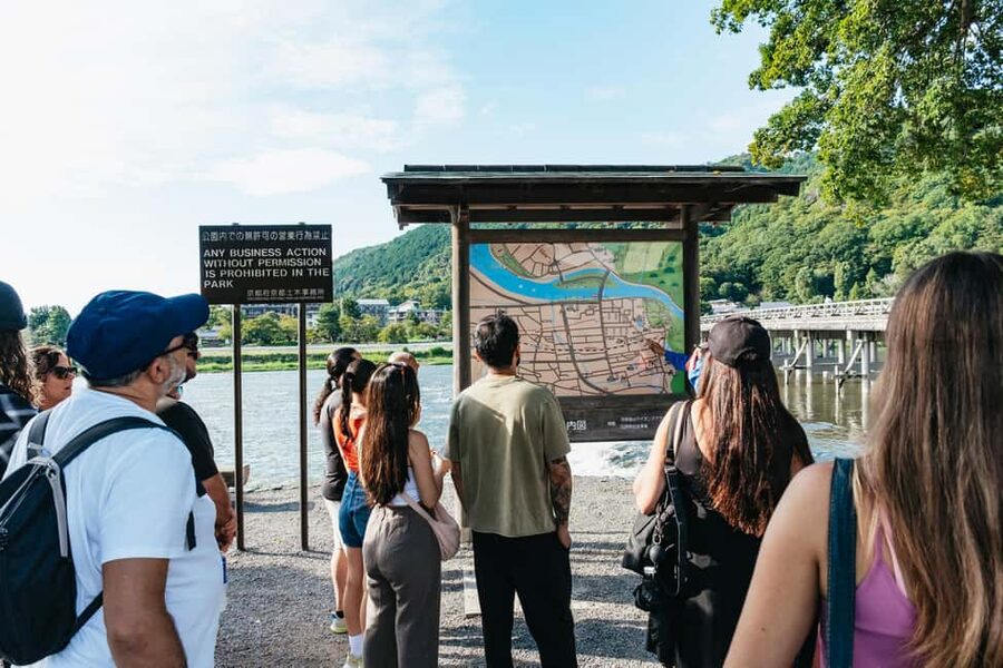 Kyoto: Full-Day Guided Bus Tour to Top Highlights & Tickets - Golden Pavilion Tickets: Stunning Views, But Only With the Right Option