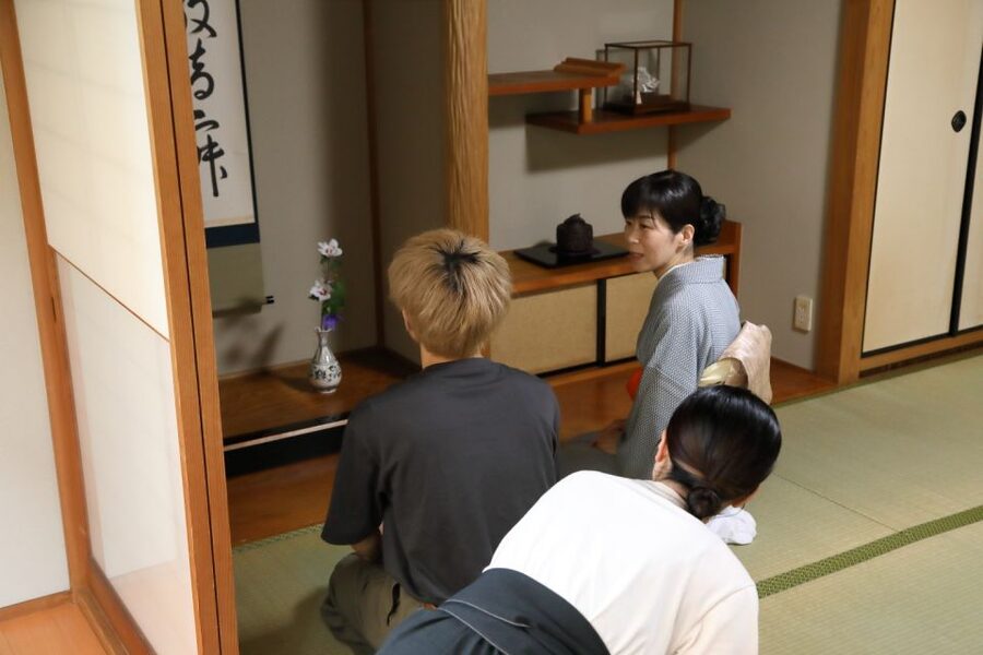 Kyoto Fushimiinari:Wagashi Making & Small Group Tea Ceremony - What you eat and drink, and how it is handled