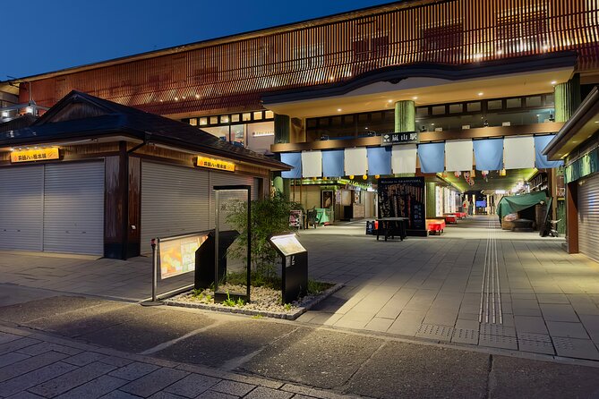 Kyoto Ghost Tour: Dark Tales, Urban Legends, Bamboo Forest Night - The solo bamboo forest walk: the part you cannot fake