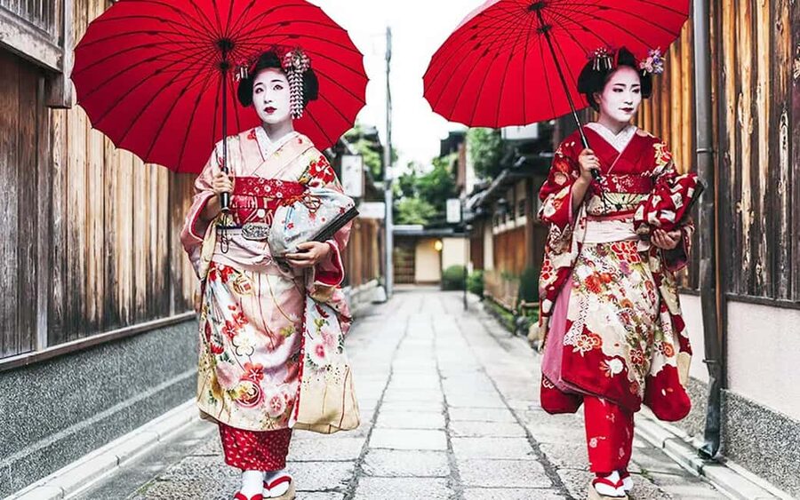 Kyoto Gion: 2-Hour Geisha Culture & Photogenic Walking Tour - Key Things You’ll Notice on This Kyoto Gion Tour