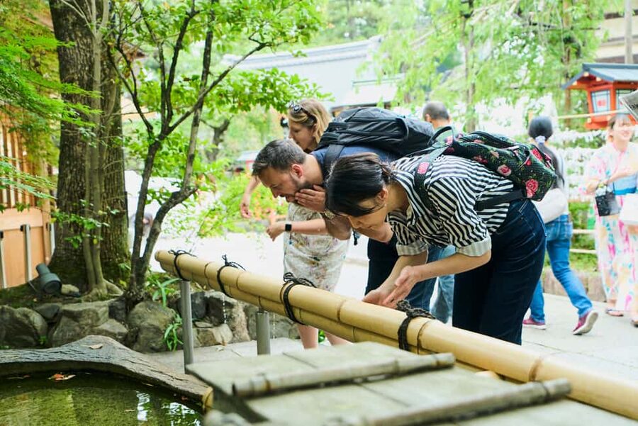 Kyoto Gion: 2-Hour Geisha Culture & Photogenic Walking Tour - Gion Shirakawa Meets Old Kyoto Reality