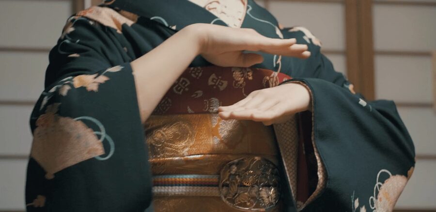 Kyoto: Gion Cultural Walk with Geisha Show - Start at Izumo-no-Okuni, then read the streets of Gion