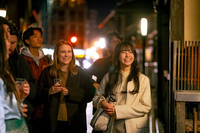 Kyoto: Gion Geisha District & Sake-in-Hand Walking Tour - Key reasons this tour works well