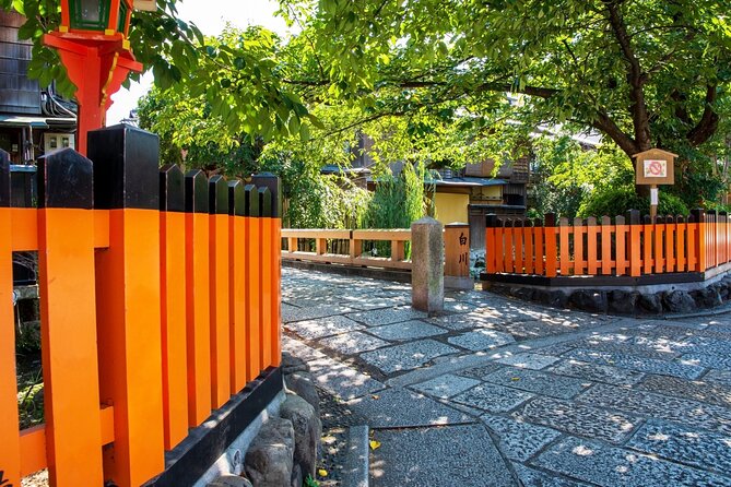 Kyoto Gion Historical Walking Tour - Izumo-no-Okuni and Gion’s cultural thread before the temples