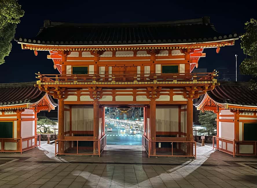 Kyoto: Gion Magical Night Walking Tour with Geisha Insights - Timing: Why 6 pm Works So Well in August