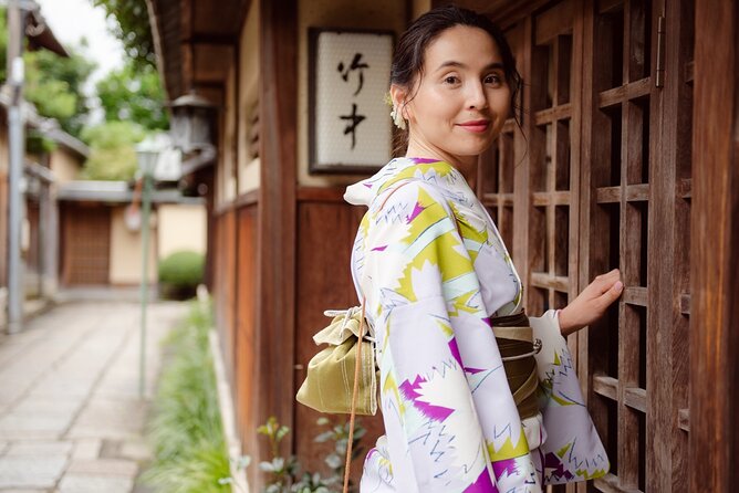 Kyoto Gion Photoshoot - Private Session | Pro Photographer - Stop by Stop: What to Expect From the 1-Hour Route