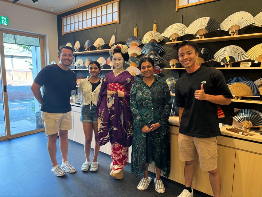 Kyoto: Gion Walking Tour, Geisha Show and Japanese Game - The Traditional Fan Game: The Part You Participate In