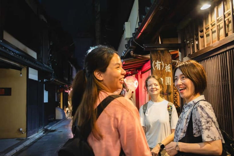 Kyoto: Gion World of the Geisha Guided Walking Tour - Key highlights worth your attention