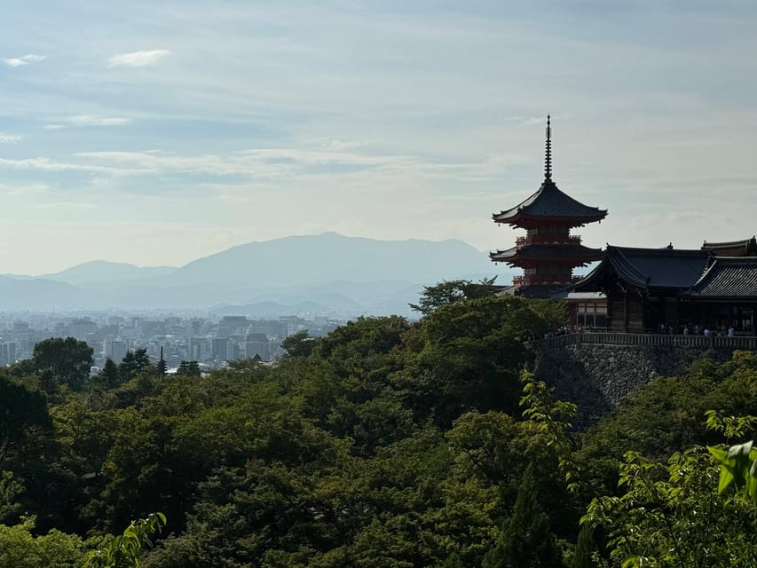 Kyoto: Guided Tour in UNESCO Site, Kiyomizu-dera - 90 Min. - Otowa Waterfall: the three wishes that make this stop feel personal