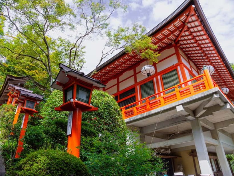 Kyoto: Hike and Hot Springs in Kurama - From Demachiyanangi Station to the mountains: why the ride matters