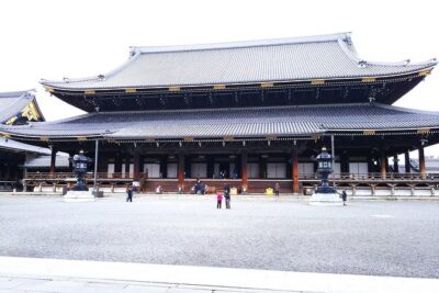 Kyoto Imperial Palace and Nijo Castle Walking Tour