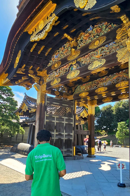 Kyoto: Imperial Palace & Nijo Castle Guided Walking Tour - Why the guide changes everything in a small group of 9