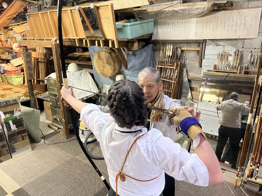 Kyoto: Japanese Archery Workshop with Experienced Instructor - Finding からくり弓道体験場: Side Entrance, No Door Bell