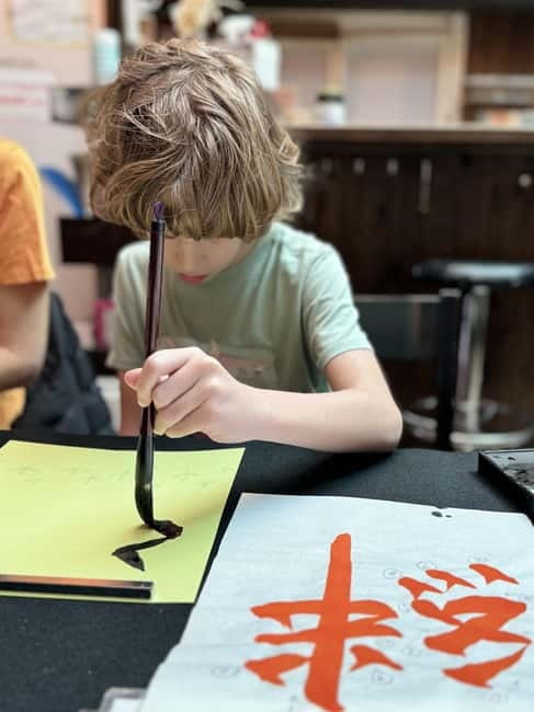 Kyoto: Japanese Calligraphy Workshop - Language support: English and Japanese instruction that actually helps