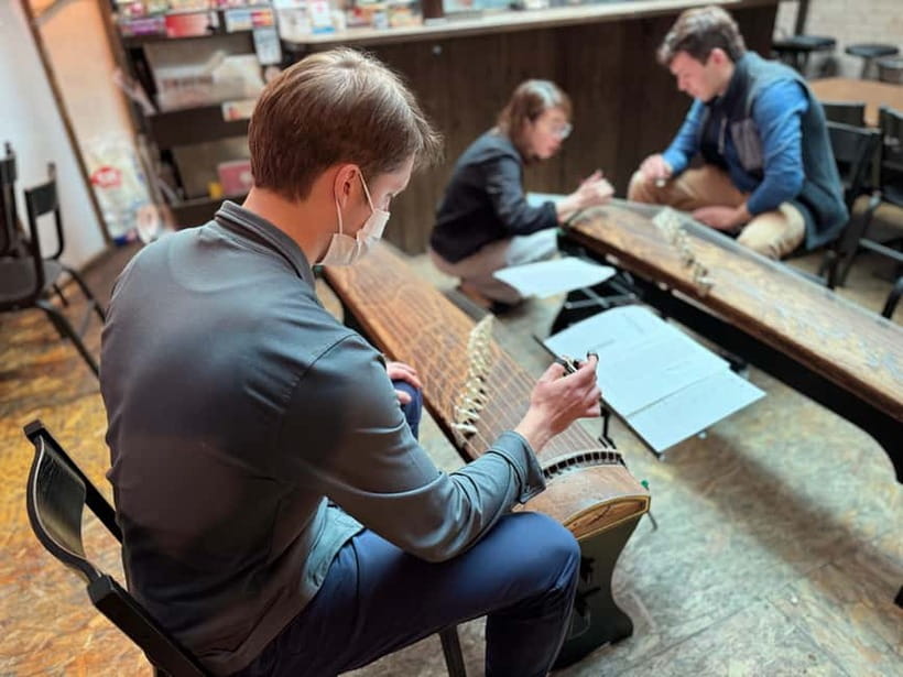Kyoto: Japanese Koto Musical Instrument Class - Gojo Paradiso on Kiyamachi Street, A Quiet Pre-Game Before Music