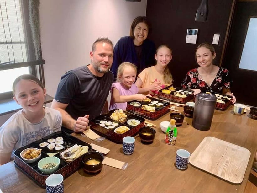 Kyoto: Japanese Washoku Bento Small Group Cooking Class - Getting Started at Kyoto Laundry Cafe (and why timing matters)