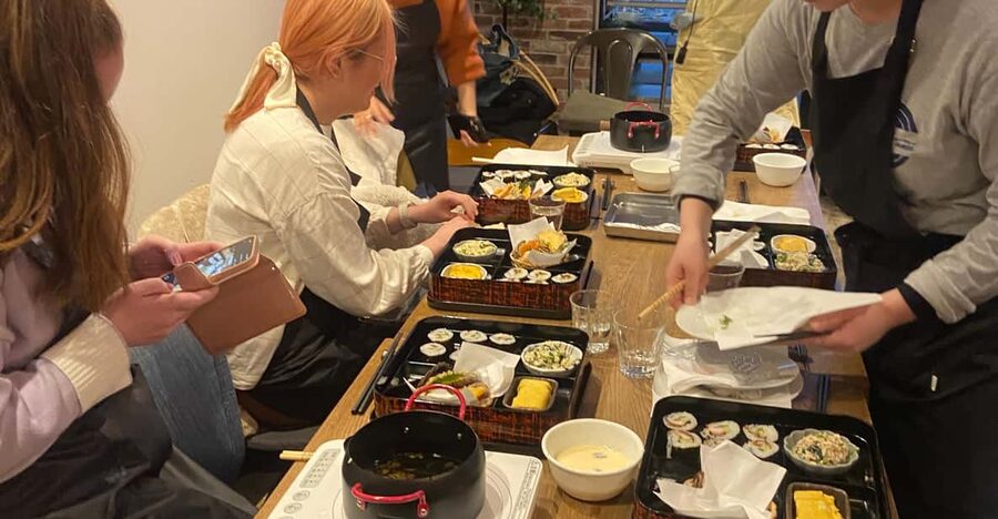 Kyoto: Japanese Washoku Bento Small Group Cooking Class - Eating together: why the lunch table feels part of the lesson