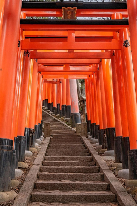 Kyoto: Kiyomizu-dera, Fushimi Inari & Gion Geisha District - Ninen-zaka and Sannen-zaka, two short walks that feel like old Kyoto