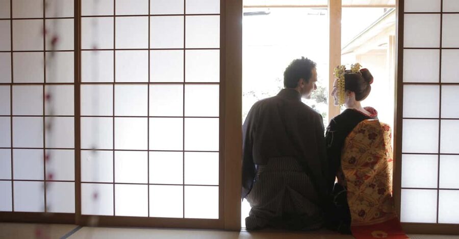 Kyoto kiyomizu Temple : Maiko and Samurai Couple Photoshoot - Kyoto Kiyomizu Area Meets Studio Photo Magic