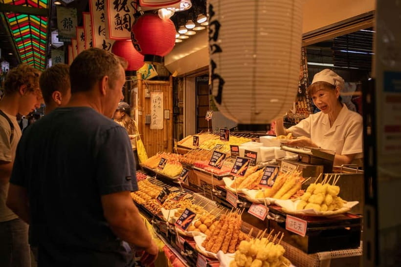 Kyoto: Local Food Tasting Tour at the Nishiki Market - 3 hours on foot: how the pace really works
