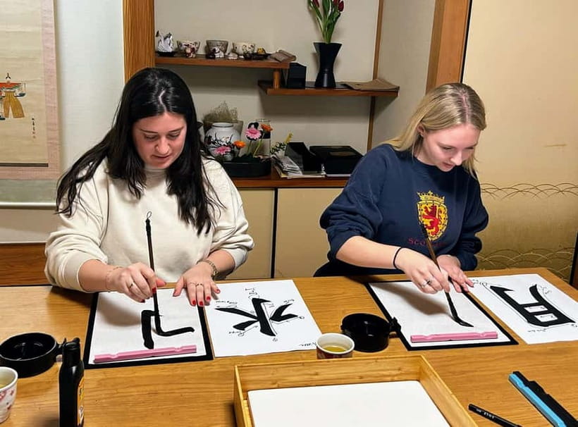Kyoto: Local Home Visit and Japanese Calligraphy Class - Who This Experience Is Best For, and Who Should Skip It