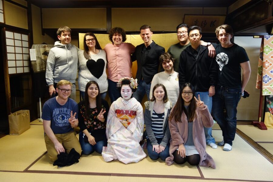 Kyoto: Maiko Happy Hour at a Historic Machiya - Key Things to Know Before You Go