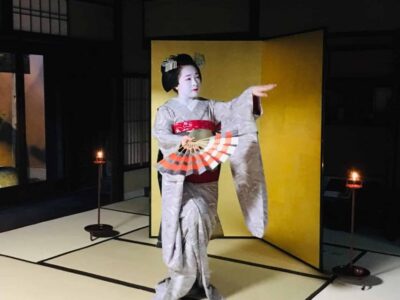 Maiko Happy Hour at a Historic Machiya
