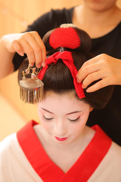 Kyoto: Maiko Makeover and Photoshoot Experience - A Maiko makeover you can understand, step by step, in 150 minutes