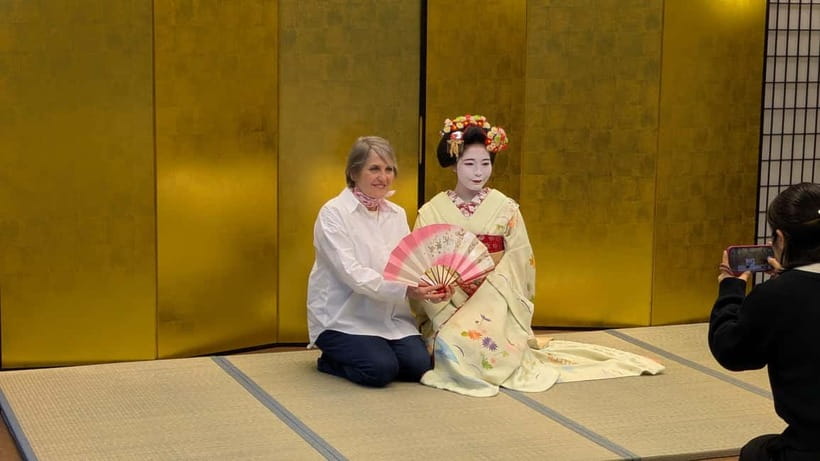Kyoto: Meet-and-Greet, Maiko Show and Experience - The 45-Minute Flow: Welcome, Two Dances, Q&A, Photo