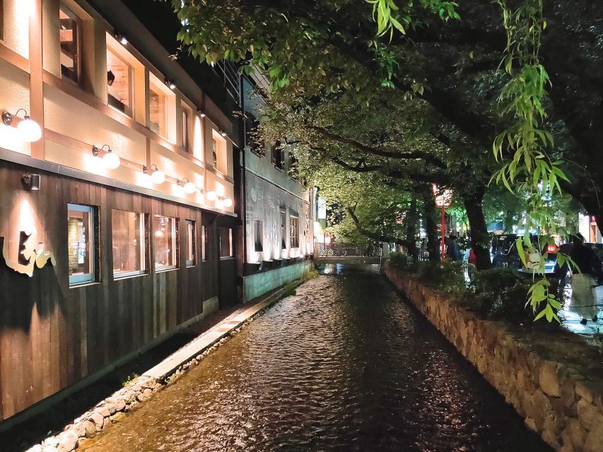 Kyoto Night All-Inclusive Eats and Streets, Gion and Beyond - Japanese-Style Tasting at the First Local Restaurant (45 Minutes of Grazing)