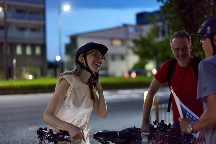 Kyoto: Night E-Bike Tour Hidden Gems & Backstreets - E-Bike Comfort in Real Terms: Easy Roll, Some Pedaling, Smart Helmet Use