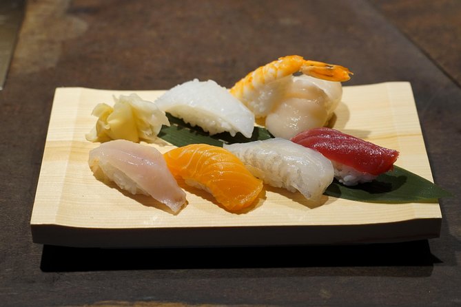 Kyoto Night Foodie Tour in Gion (9+ dishes + 6 Sake tastings) - Kawaramachidori standing bar: your Japanese sake tastings, plus non-alcohol options