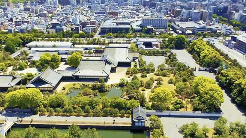 Kyoto: Nijo Castle World Heritage Guided Tour with Admission - The Walk Through a Castle Built for Silence and Control