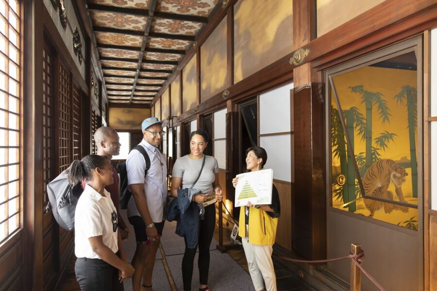Kyoto: Nijo-jo Castle and Ninomaru Palace Guided Tour - Key Points Worth Booking For